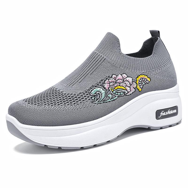 Women's Lightweight Platform Flyknit Sock Shoes: Breathable, Height-Boosting Casual Footwear for Spring