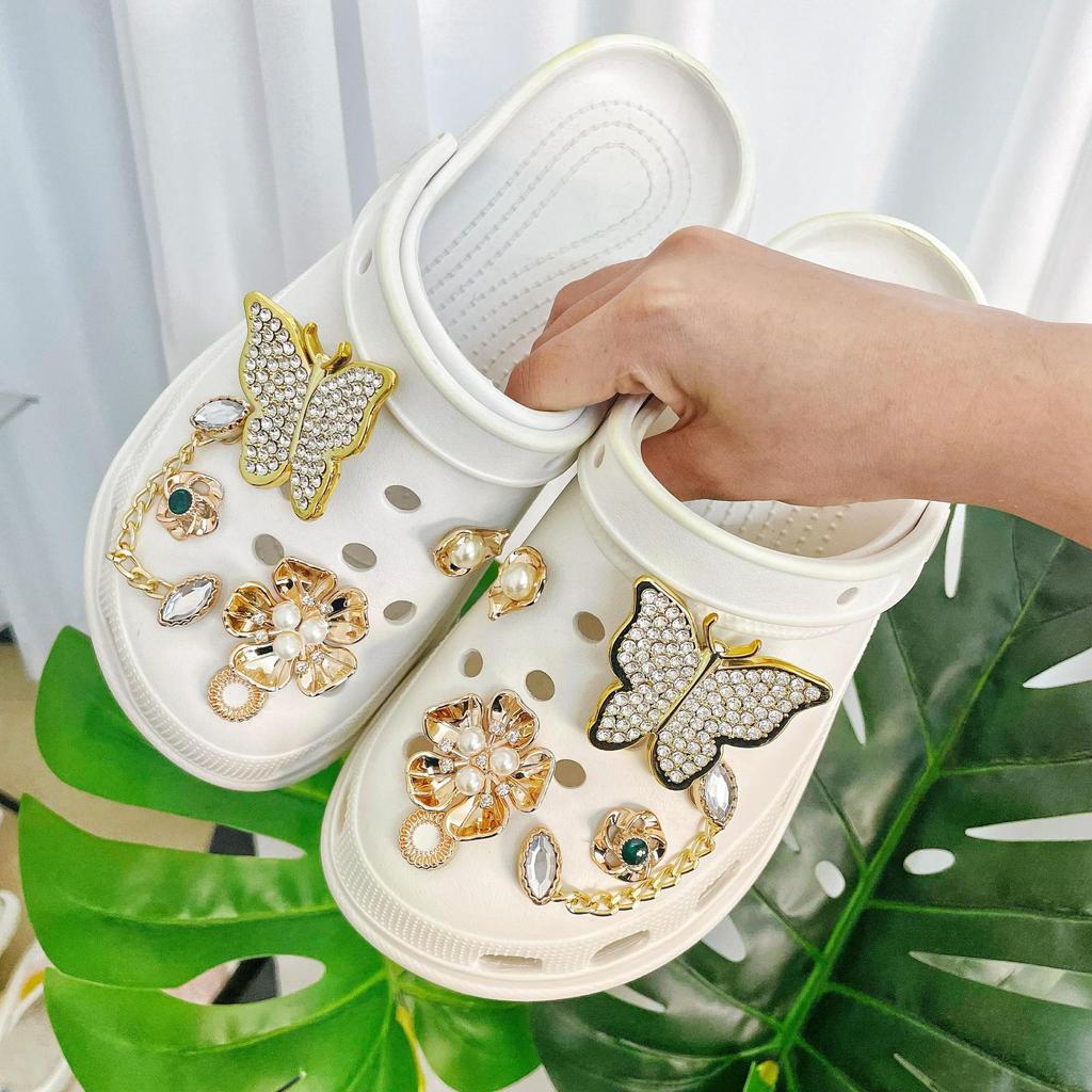 New Fit Hole Shoes DIY Accessories Shoe Flower Shoe Buckle Removable Golden Rhinestone Butterfly Flower Set