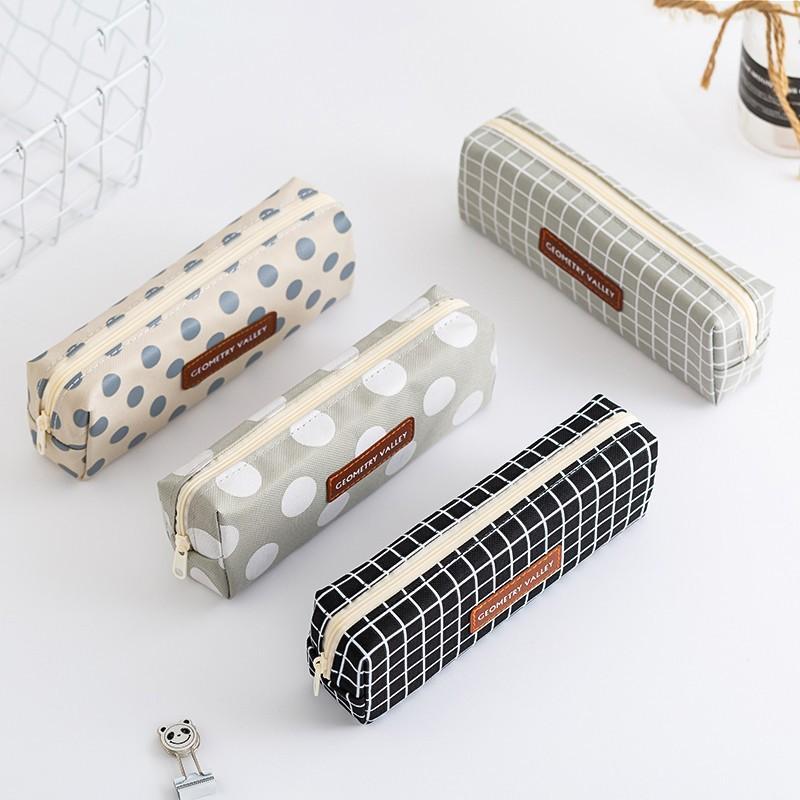 Canvas Pencil Case Aesthetic Geometric Pattern Smooth Sturdy Zipper Portable Large Capacity for Office Workers Stationery Organizer