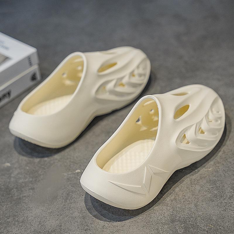 Half-Drag Hole Slippers Are Fashionable, Breathable, Light And Non-Slip, And Men'S Thick-Soled Large-Size Slippers For Beach Vacation.