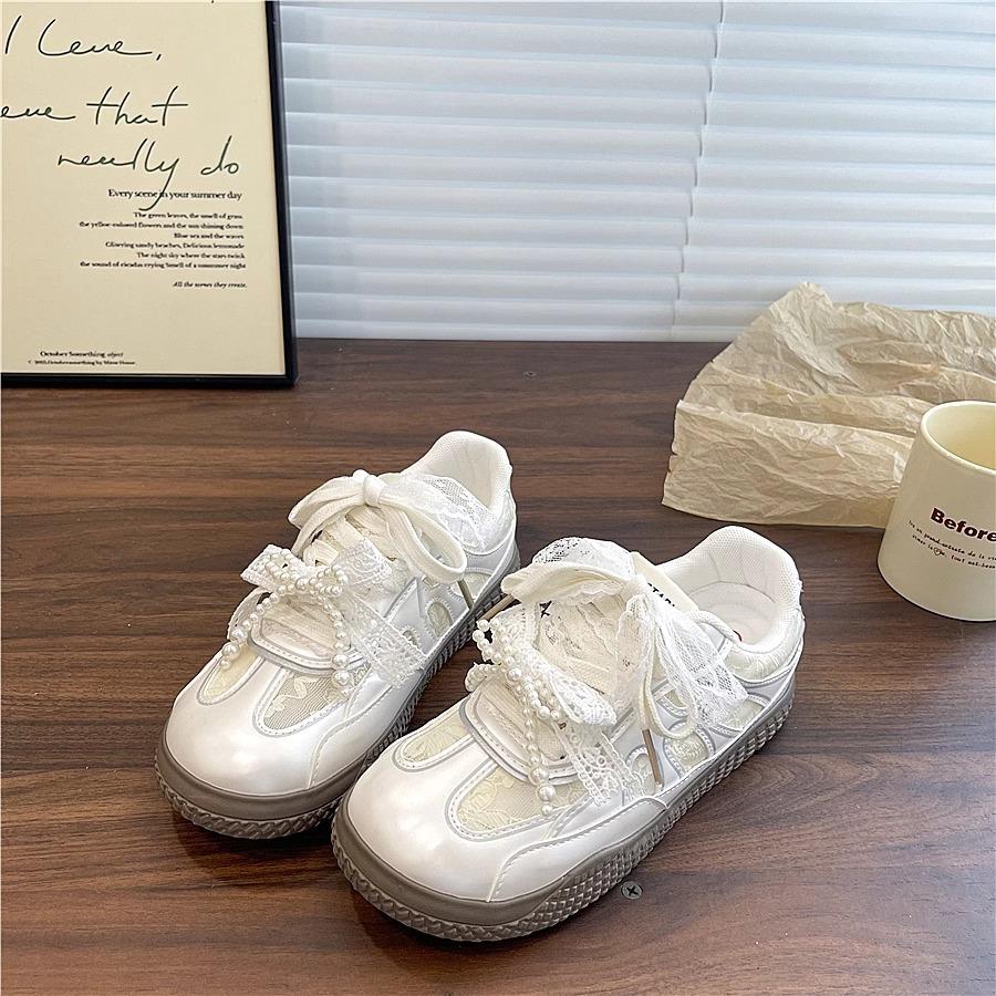 Ballet Style Moral Training Shoes Women's Shoes 2025 New Spring and Summer Mesh Breathable with Skirt White Shoes Versatile Casual Board Shoes