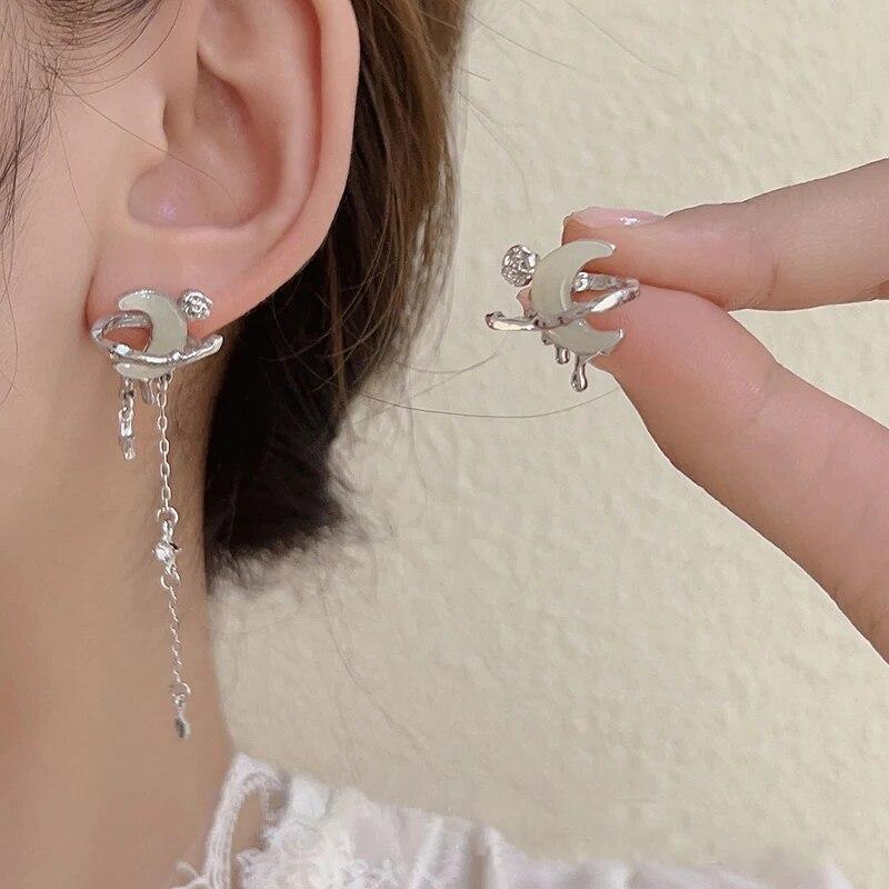 

Новые персонализированные серьги с асимметричной лунной кисточкой для вечеринок для женщин