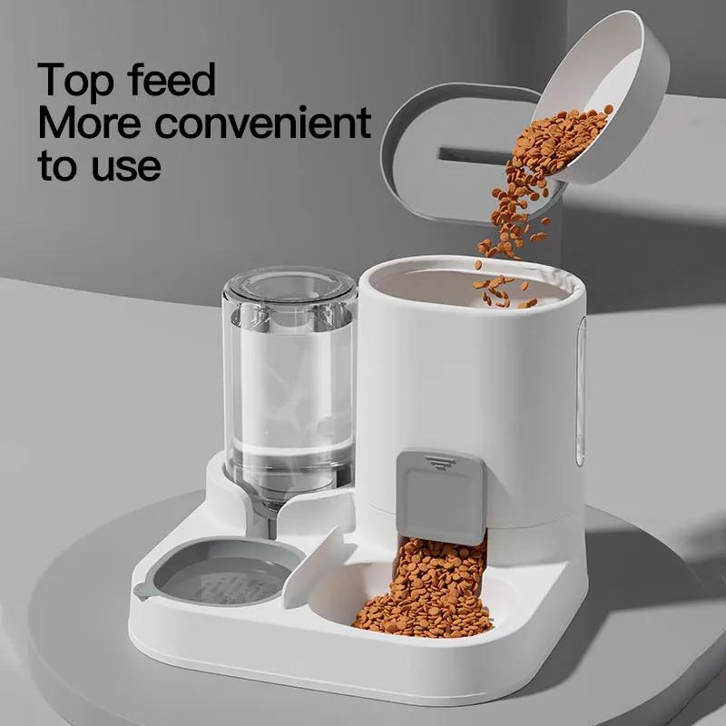 A water dispenser and feeder with automatic gravity for cats-overflow-proof and large-capacity integrated design