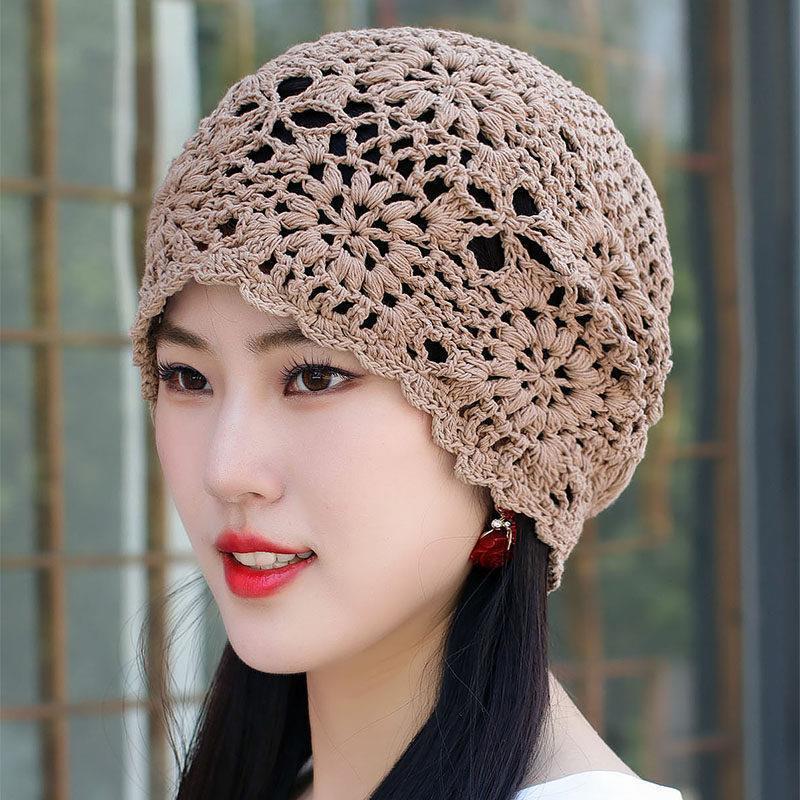 Women's Handmade Crochet Hat Spring Autumn Single Layer Woven Flower Slouchy Hat Classic Retro Wool Hat Hollow Knitted Hat
