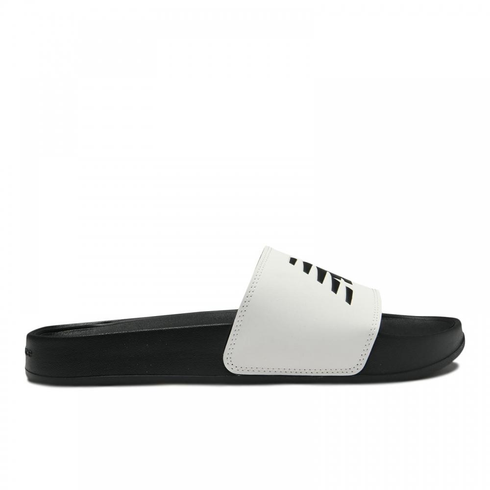

New Balance 200 Slide B3 Черный Белый suf200B3 22.0cm/D (slightly thin)