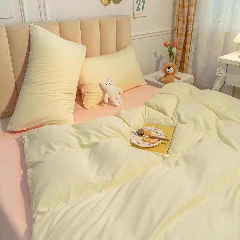 Bedding Four-piece Set Printed Skin-friendly Water Wash Sheets Quilt Cover Pillowcase Set