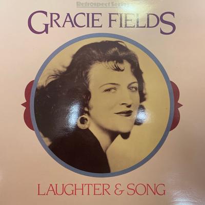LP Record GRACIE FIELDS - Laughter & Song SH510 Retrospect Seri UK Pop Used