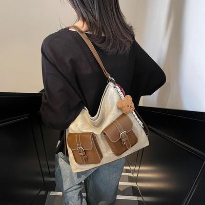Stylish Large-capacity Tote Bag, Simple Commuter Locomotive Bag, Women's 2025 Spring New College Student Class Bag