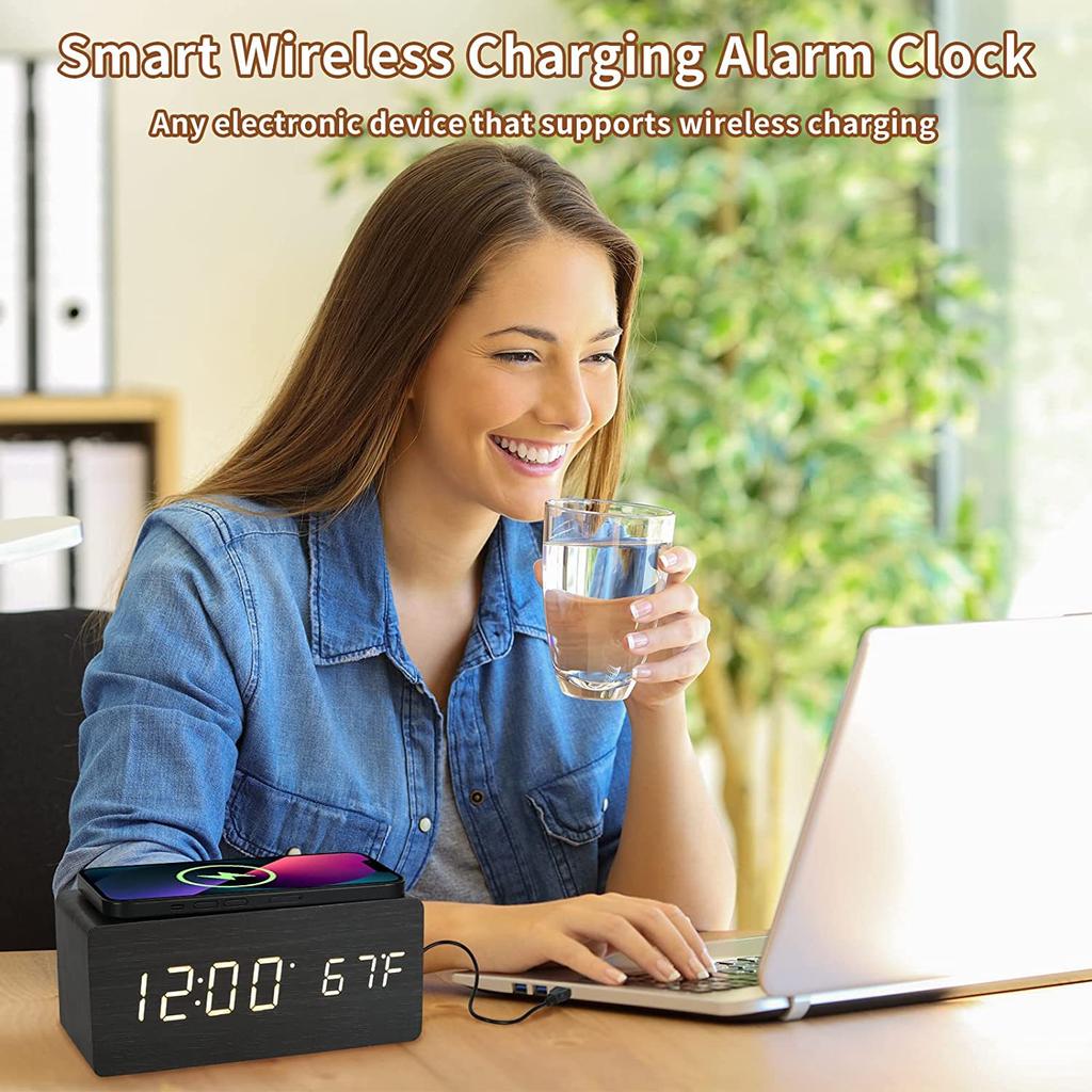 Multifunctional LED Student-specific Electronic Alarm Clock Desktop Desktop Digital Clock Wireless Charging Wooden Clock