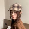 Personalized Old Hole Newsboy Hat Female British Fashion Duck Bill Painter Hat Pu Leather Brim Retro Plaid Forward Hat