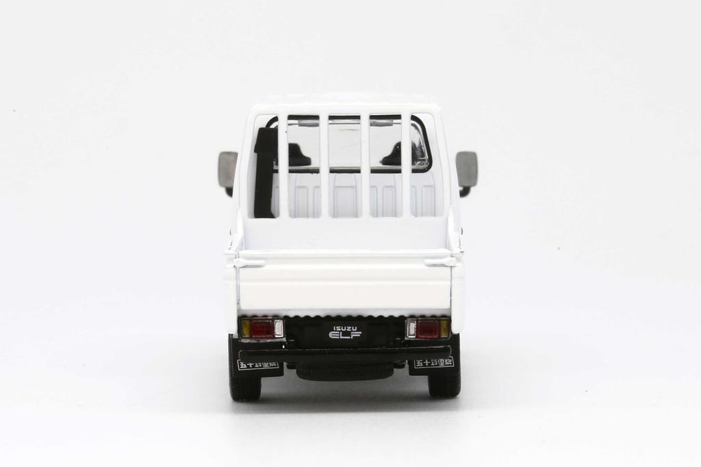 Model1 1/64 Scale Isuzu Elf (ELF) Double Cab - White (Finished Model) T66632