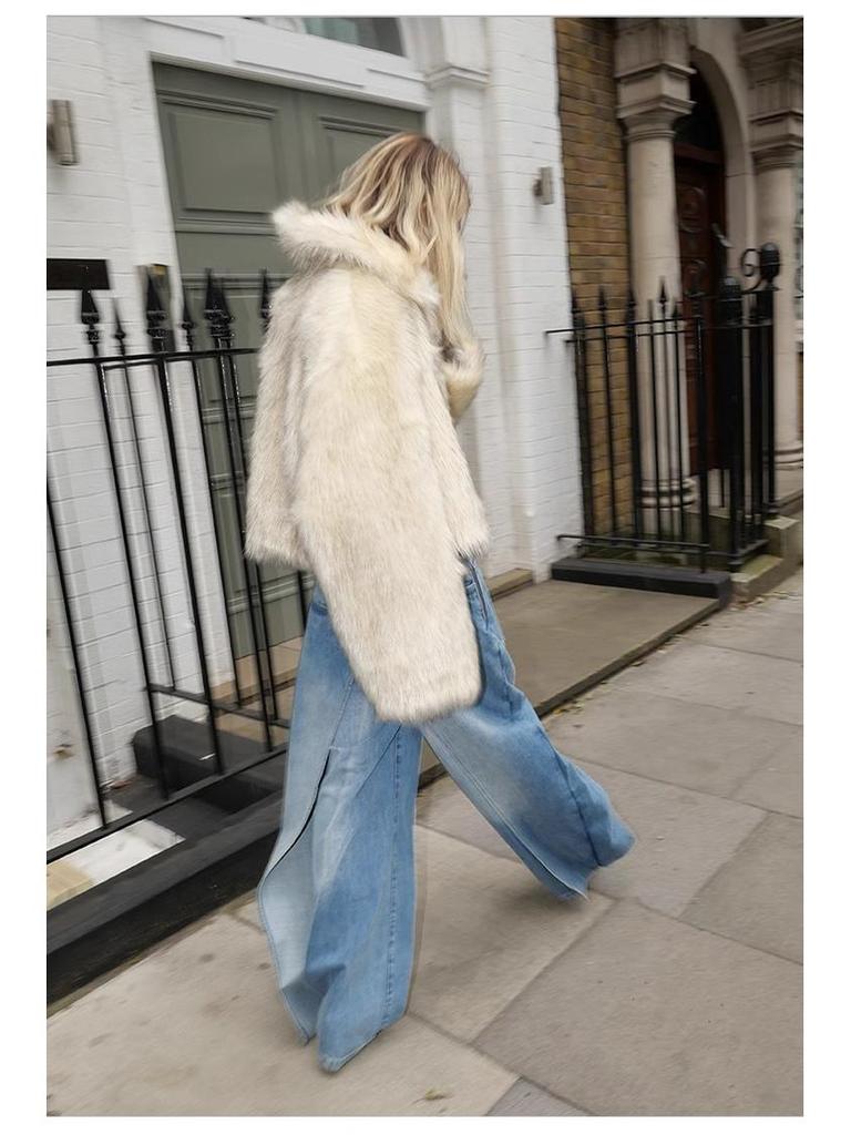 Women's Short Loose Faux Fox Fur Coat - Square Collar, Eco-Friendly, Autumn/Winter.