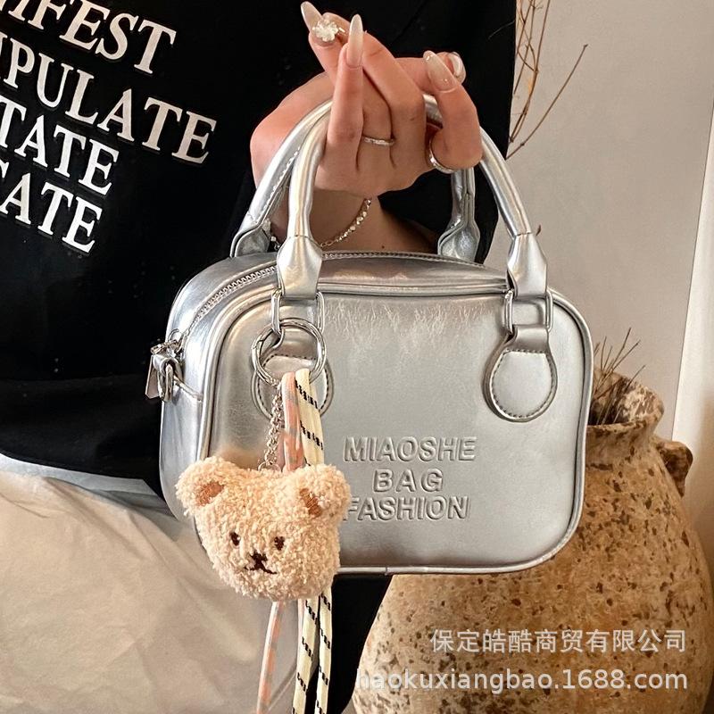 Premium retro handbag bag women's spring and summer 2025 popular shoulder bag casual versatile messenger small square bag