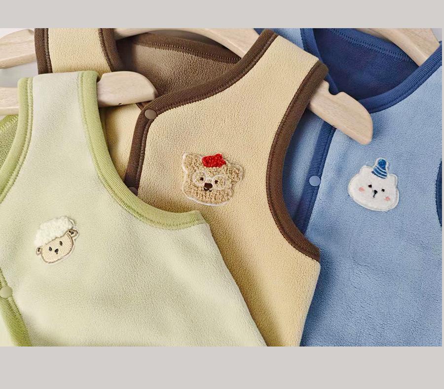 2025 Autumn/Winter Children's Double-Sided Sherpa Fleece Vest – Warm Cardigan Cape for Boys and Girls, Small To Medium Children
