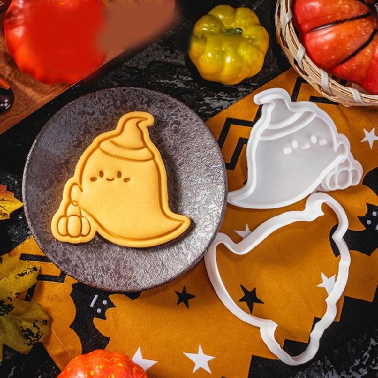 5Pcs Halloween Themed Cookie Cutter Set Halloween Biscuits Molds Set Eerie Specters Shape Biscuits Silicones Molds