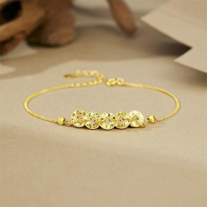 Gold-Plated Crushed Ice Five Emperor Coins Bracelet: Women's Light Luxury, Niche High-End Style for Wealth and Good Fortune.
