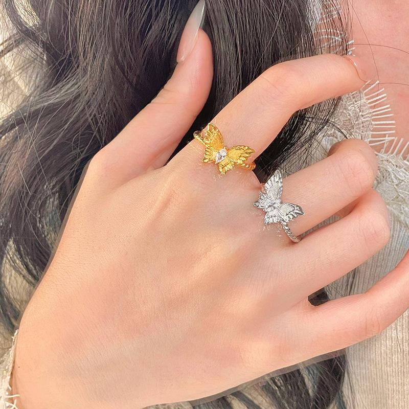 Bagues papillon exquises pour femmes Nouveauté en argent 925 Style palais vintage Bague féminine bijouterie de luxe légère pour fête mariage