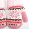 Coldproof Knitted Yarn Winter Gloves Full Finger Thickened Warm Children Mittens With Halter Gloves 3-6 Years Old
