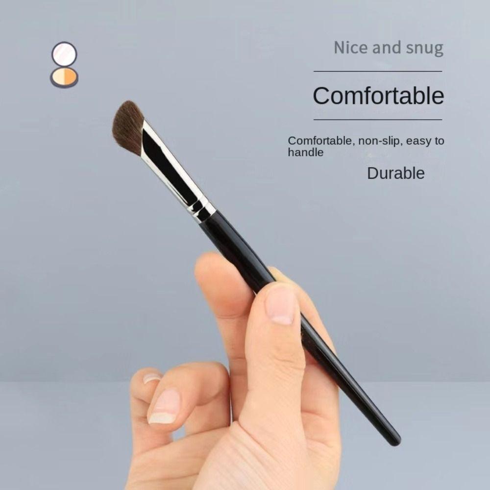 Concealer Brush Cosmetic Nose Shadow Brush Face Bronzer Sickle Makeup Brushes Angled Contour Brush