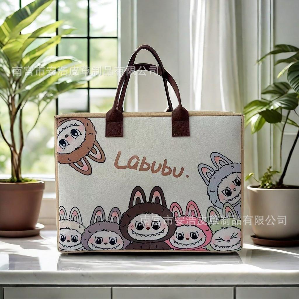 Nová labubu kreslená plstěná přenosná ruční jednoduchá dětská taška tote taška na obědový box úložná taška taška na jídlo