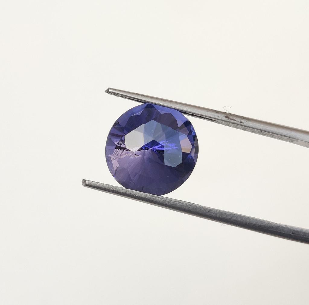 Beautiful Tanzanite Shade Natural Glass Stone, Table Size Brio Lite Faceted Stone, Round Shape Stone, 4.60 Carat, 10x9 Mm Size.