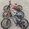 1:Model Miniatură Bicicletă Montană din Aliaj Scara 8 Amortizoare Duble Decorare Desktop Detașabilă Cadou Pentru Entuziaștii de Biciclete