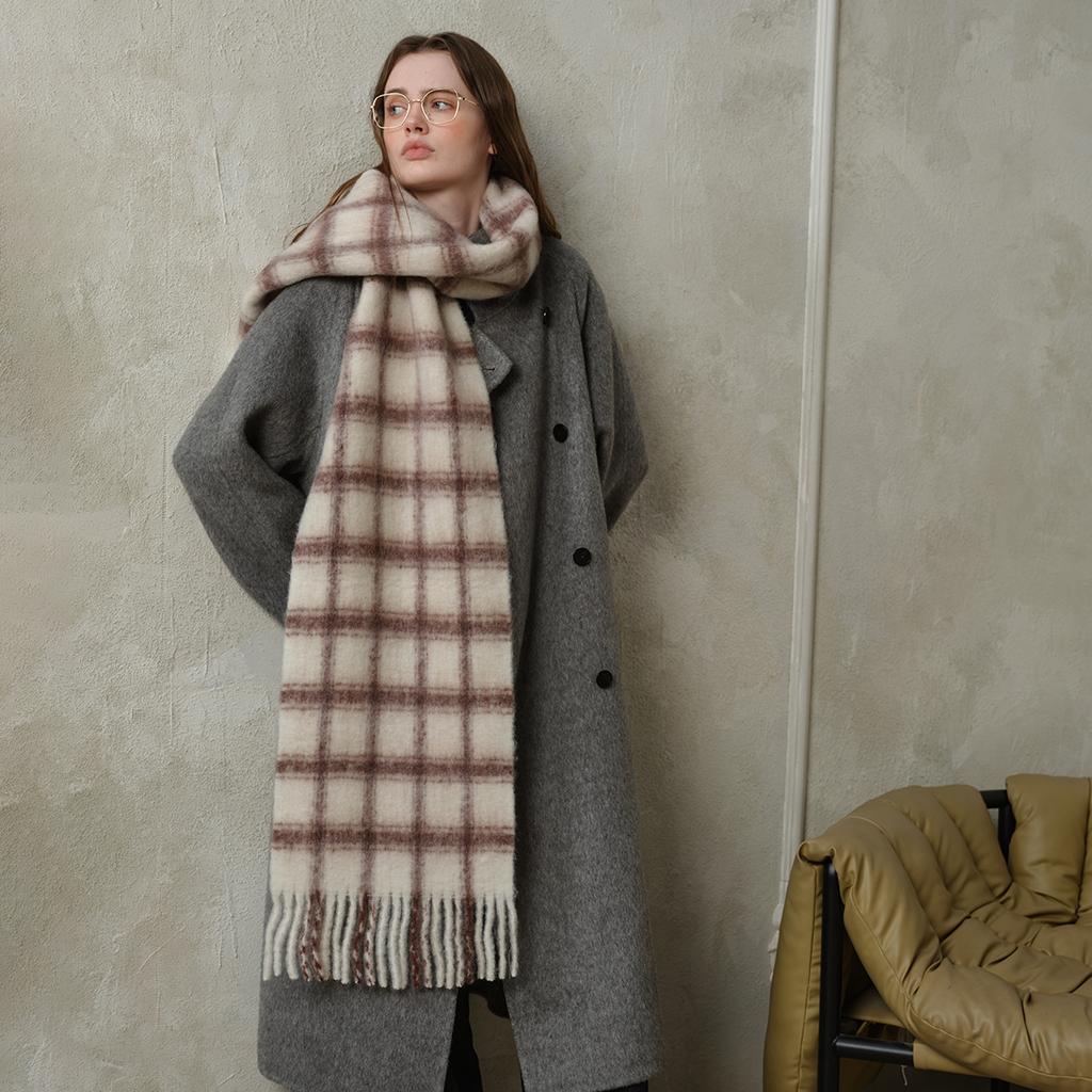 Designer Wool Plaid Scarf Women's Autumn and Winter Increase the Soft and Simple Atmosphere Pink Plaid Scarf Shawl