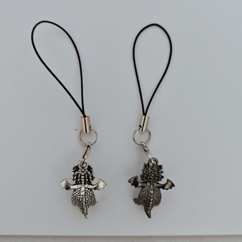 Three-Dimensional Dragon-Shaped Phone Lanyard, a Personalized Phone Pendant That Adds a Cool Vibe to Your Phone