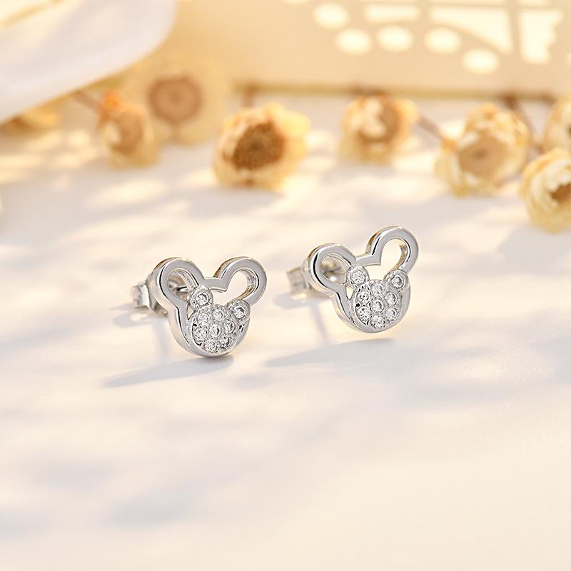 

Горячие продажи серьги Микки для женщин свежие и милые студенты спят без удаления ушных косточек и ногтей серьги