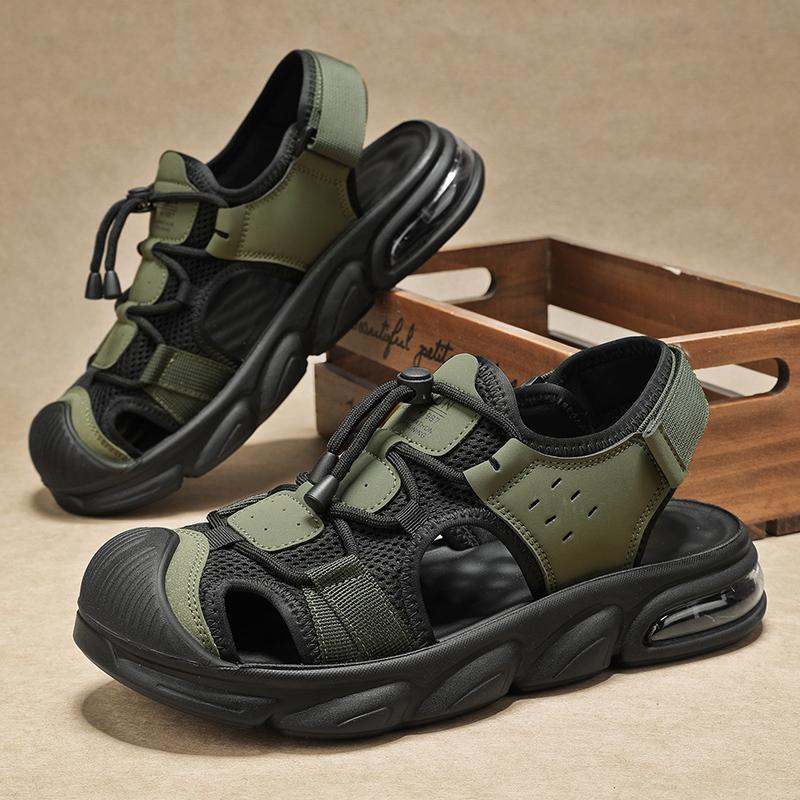 Fashion Summer New Arrival Leather Outdoor Men's Sandals Breathable Slip-On Beach Shoes Fashionable Versatile Water-Resistant Footwear