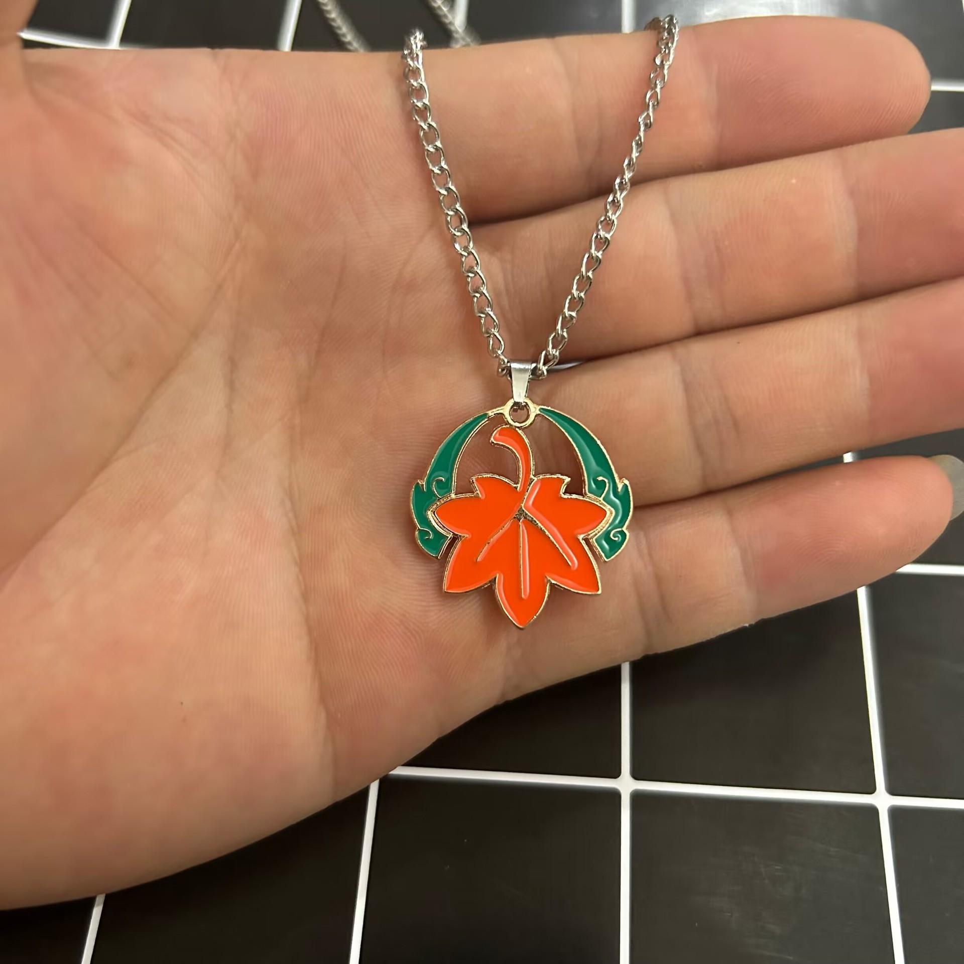 

RUI RUI YU ожерелье из титановой стали 3 вида стилей цепочки Genshin Impact кулон кленовый лист анимация игра ювелирные изделия подарок для фанатов 1 PC