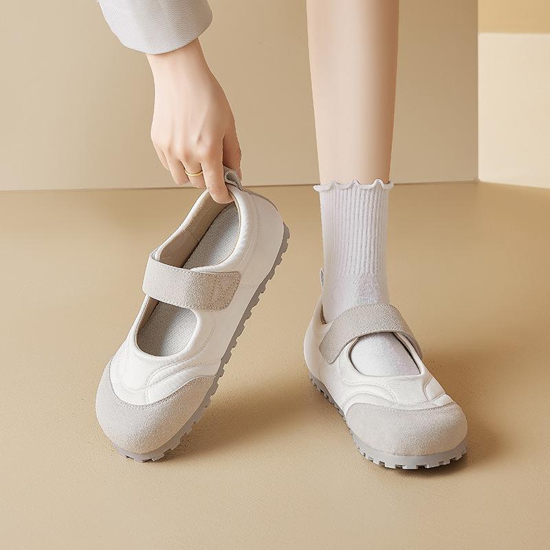 Augustine single shoes women's 2025 new summer flat-soled soft-soled casual single shoes Velcro Mary Jane white shoes
