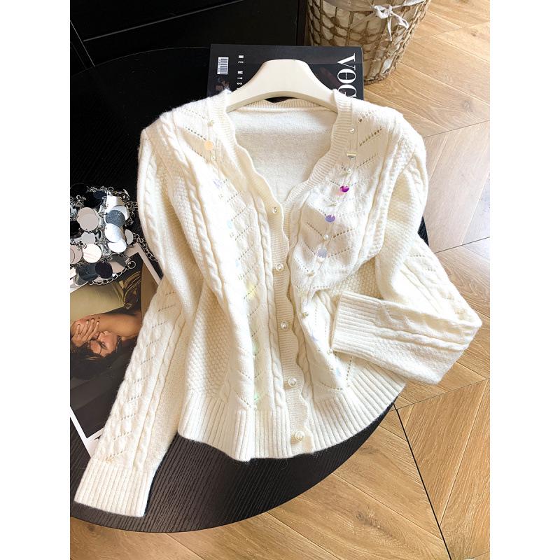 2026 Early Autumn Sequin Beaded Versatile Sweater Coat