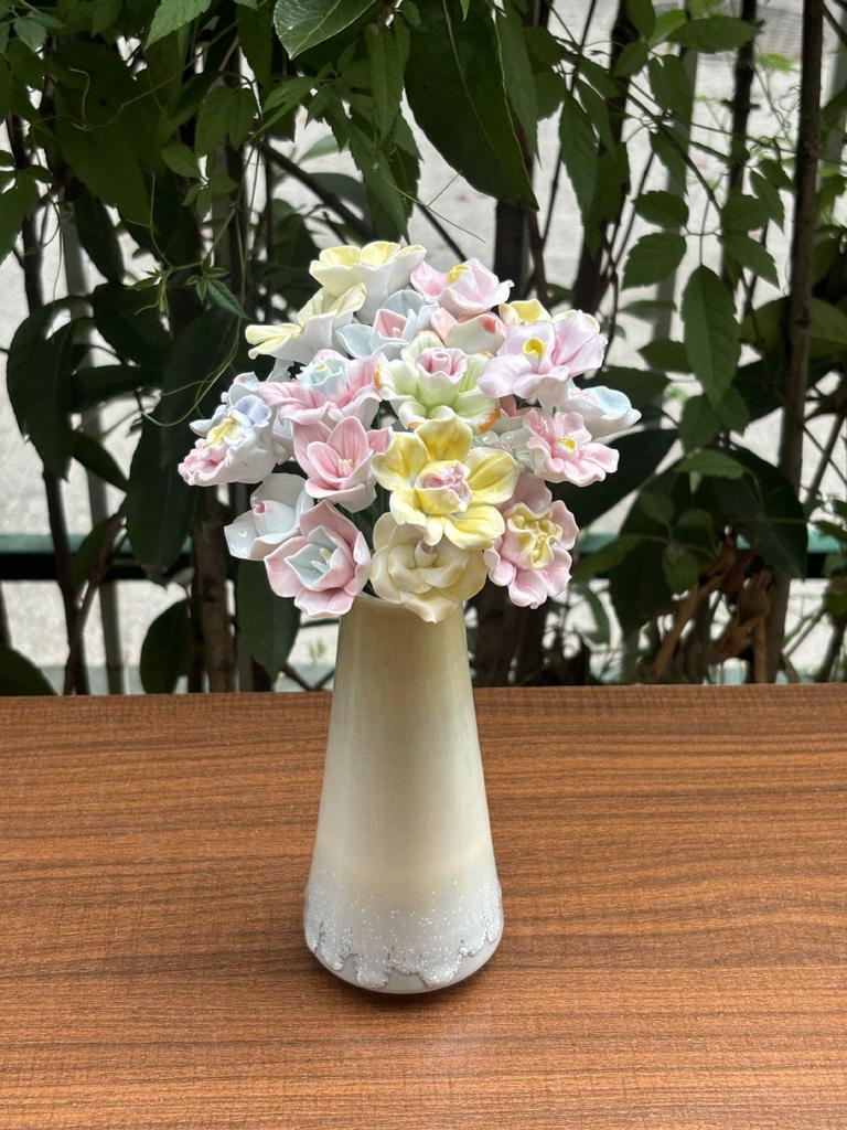 Handmade High-Temperature Ceramic Flower Bouquet Ornament