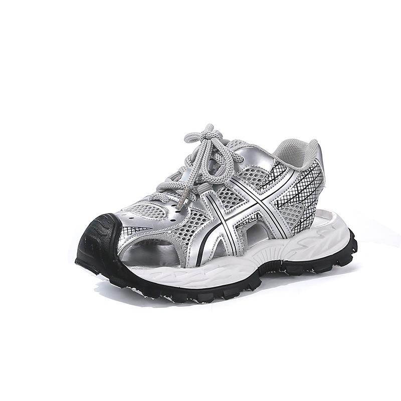 Nuovi Sandali Chiusi Estivi per Bambini - Scarpe Sportive Traspiranti in Rete Traforata per Ragazzi con Suola Morbida e Stile Chunky Dad Shoe