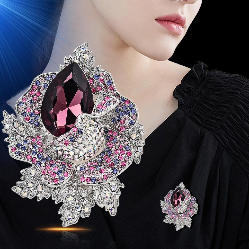 Women's Light Luxury Design Elegant Inlaid Zircon Tassel Flower Brooch Fashionable And Versatile Niche Design Brooch
