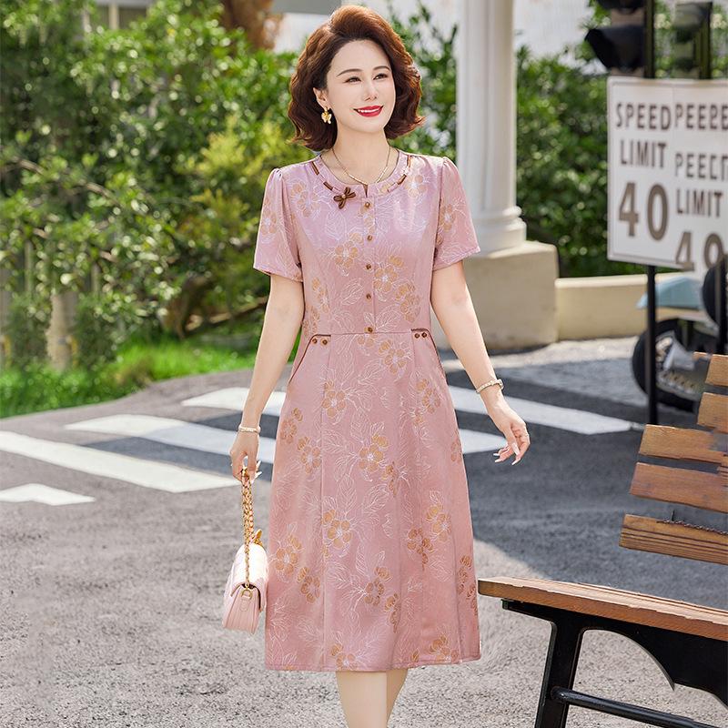 2026 Summer Fashion Slimming Dress for Mom: Elegant Chinese Style for Middle-aged Women