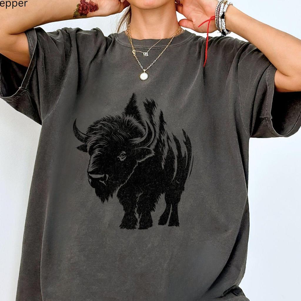 Bison Shirt Vintage Tee Cowboy Shirt Bison Owner Gift Bison Farmer Shirt Bison Graphic Tee Funny Bison Shirt Buffalo American Bison