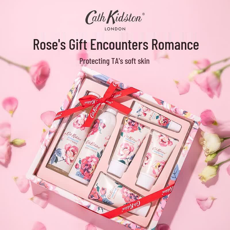

Cath Kidston Velvet Rose Gift Set