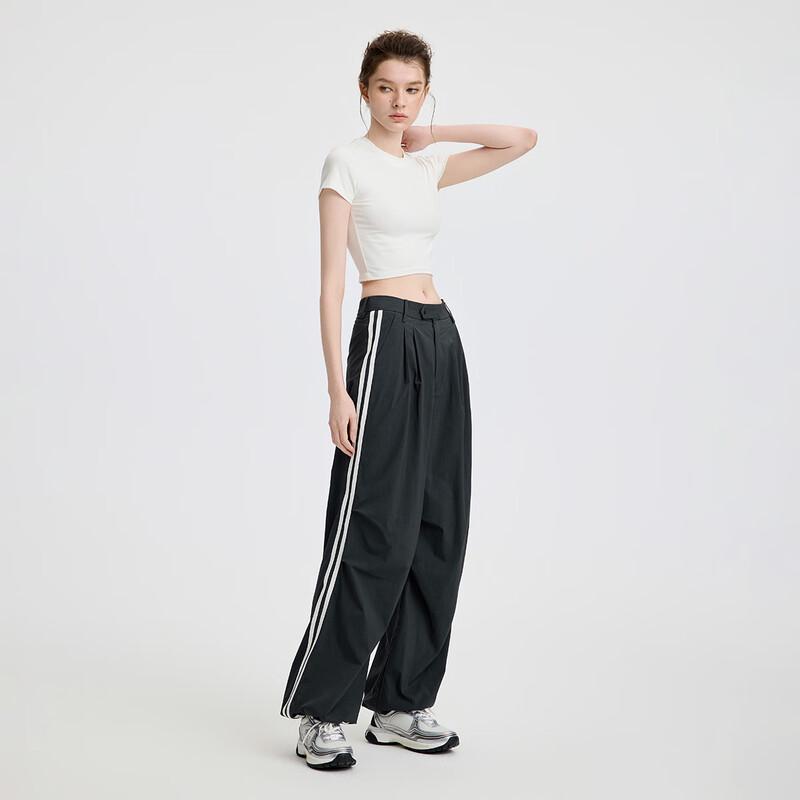 Navigare Women's Sporty Elastic Double Pleat Side Stripe Parachute Pants