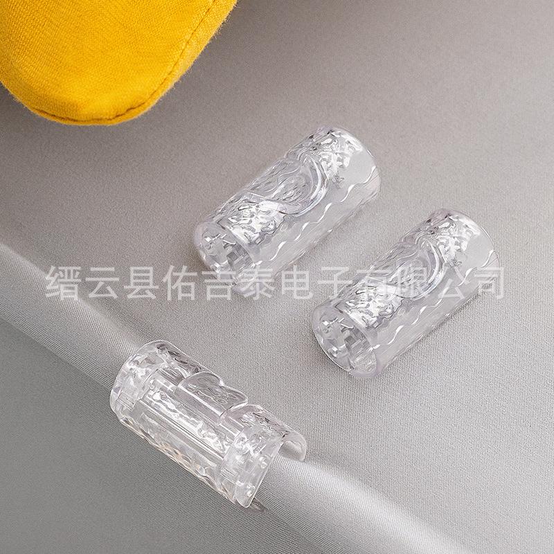 Household Non-Slip Clip Hanger for Duvet Covers and Pillowcases