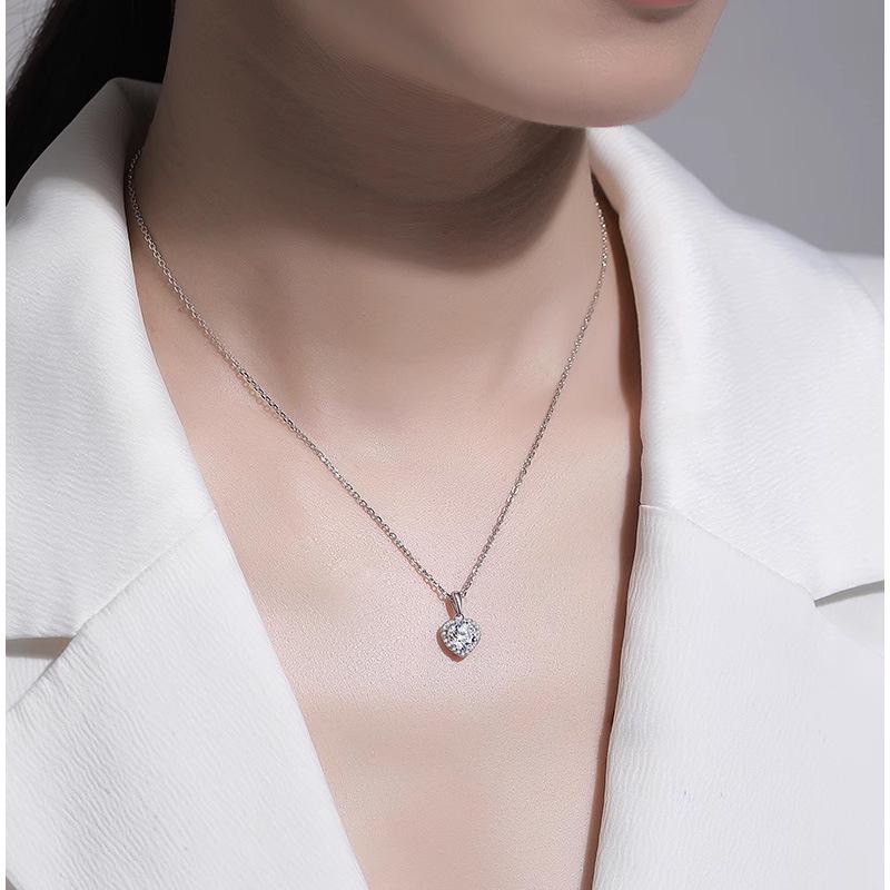 925 Sterling Silver Heart Necklace: Women's Korean Luxury Full Diamond Choker, Heart-Shaped Clavicle Chain