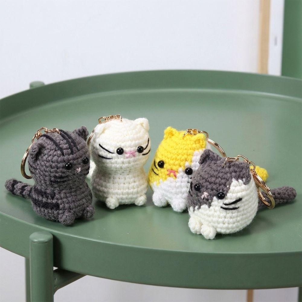 Handmade Crochet Cat Keychain Multi-color Cat Plush Keychain Cute Kitten Doll Keychain Gift Giving