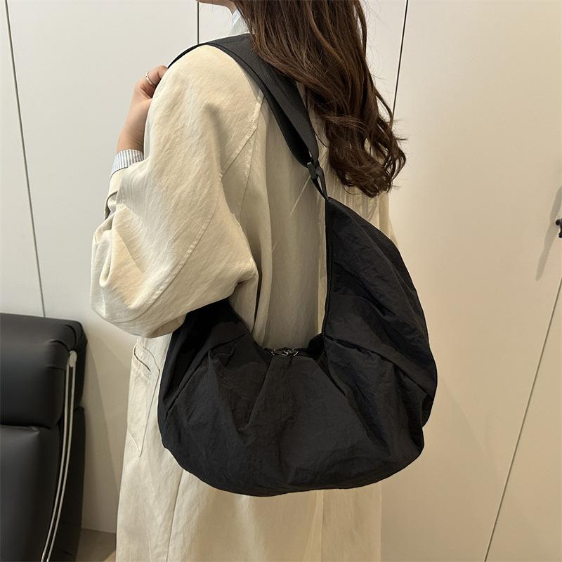Large Capacity Shoulder Bag Texture Simple Crossbody Bags for Women Men Casual Daypack Simple Japanese Style Bags for Travel