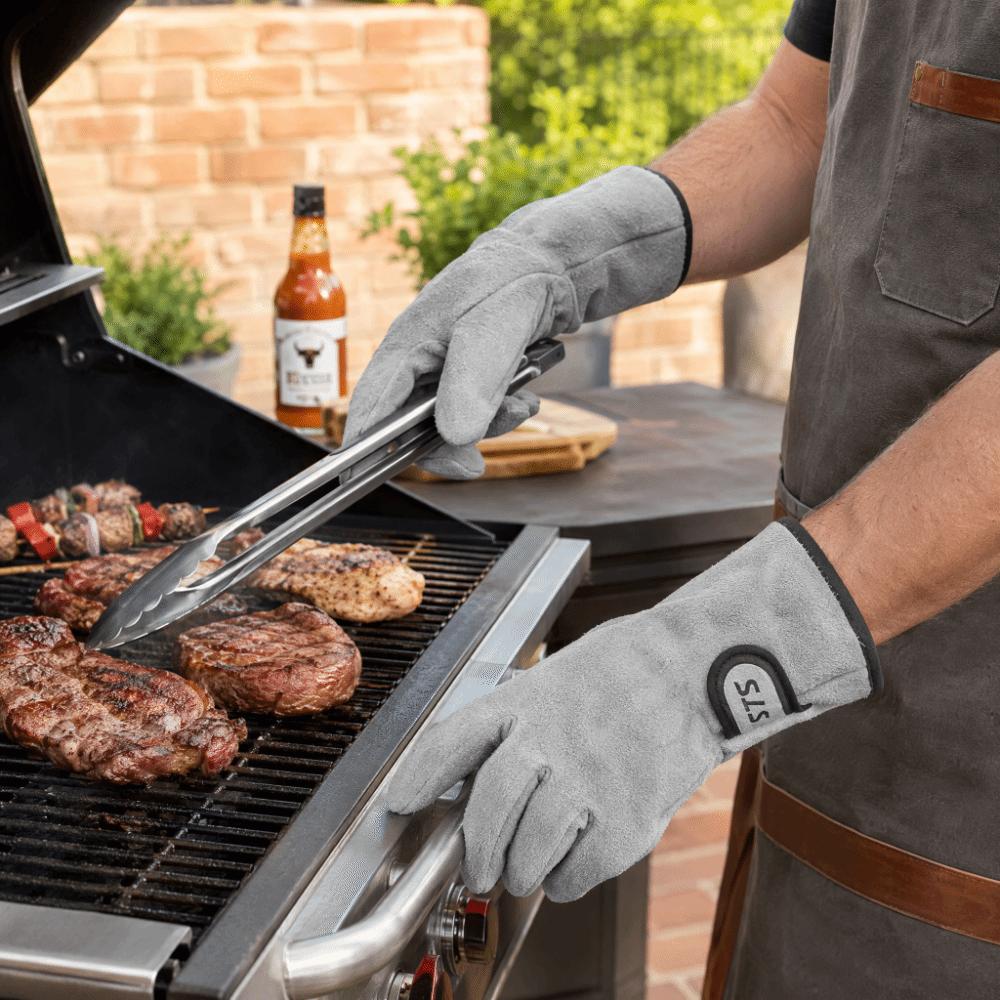 1 Pair Cowhide Leather Heat Proof Gloves Wear Proof Work Gloves BBQ Gloves  For Oven Fireplace