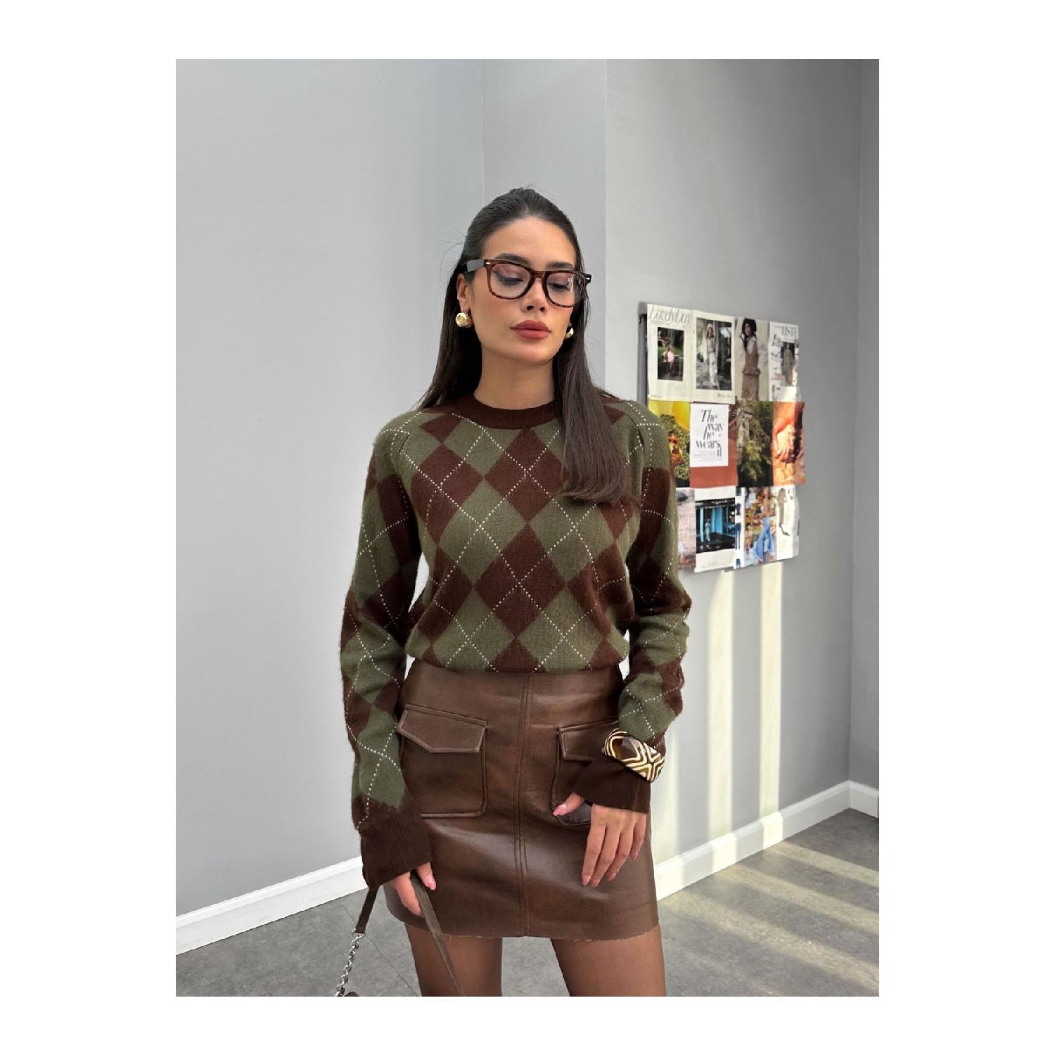 

Светр з квадратним візерунком Standart