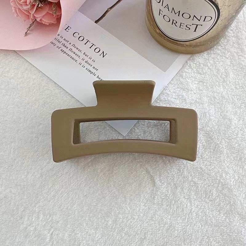 1Pcs Women Girls Hair Claw Clips Coffee Black Hair Claw Nonslip Crab Hair Clips Solid Hairpins Fashion Hair Accessories Gifts