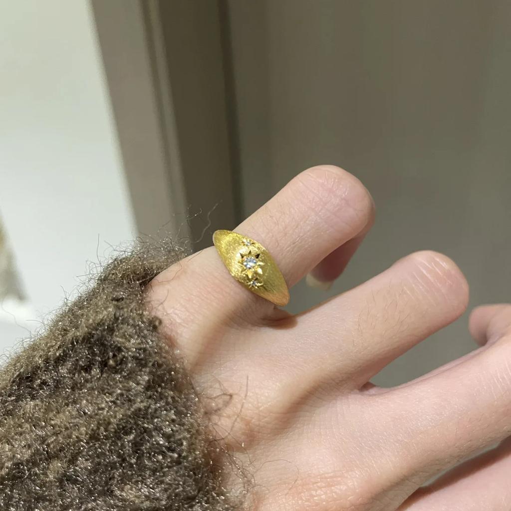 Vintage Retro Weißer Zirkon Sternen Gebürsteter Ring Für Damen Temperament Kleiner Finger Ringe Weibliche Bankett Party Schmuck Zubehör