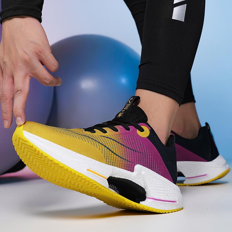 2026 Summer New Men's and Women's Running Shoes Marathon Shoes Comfortable Soft Quick-Response Ultra-Light Sports Casual Shoes
