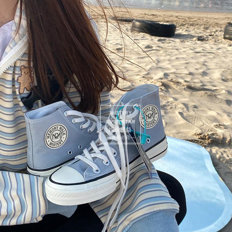 Round Label Canvas Shoes Student Men and Women Couple Shoes 211